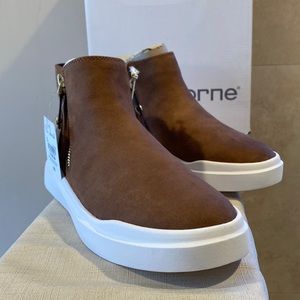 New Women Liz Claiborne ankle brown faux leather